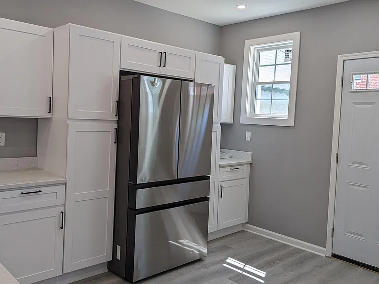 3327 Brighton St — Photo 4