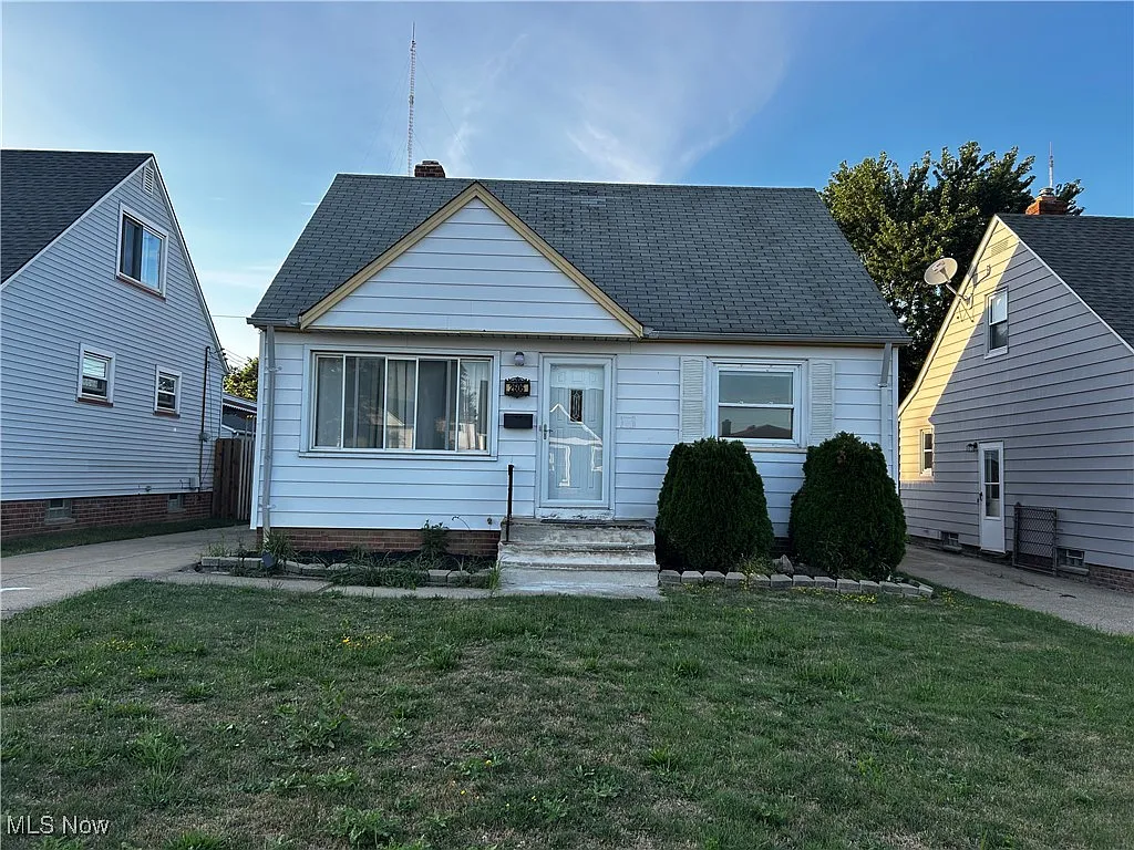 2606 Stanfield Dr photo 1