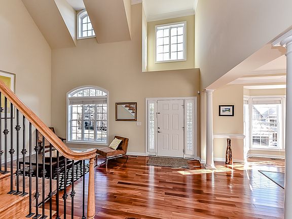 3rd image of 16637 Ruby Hill Pl