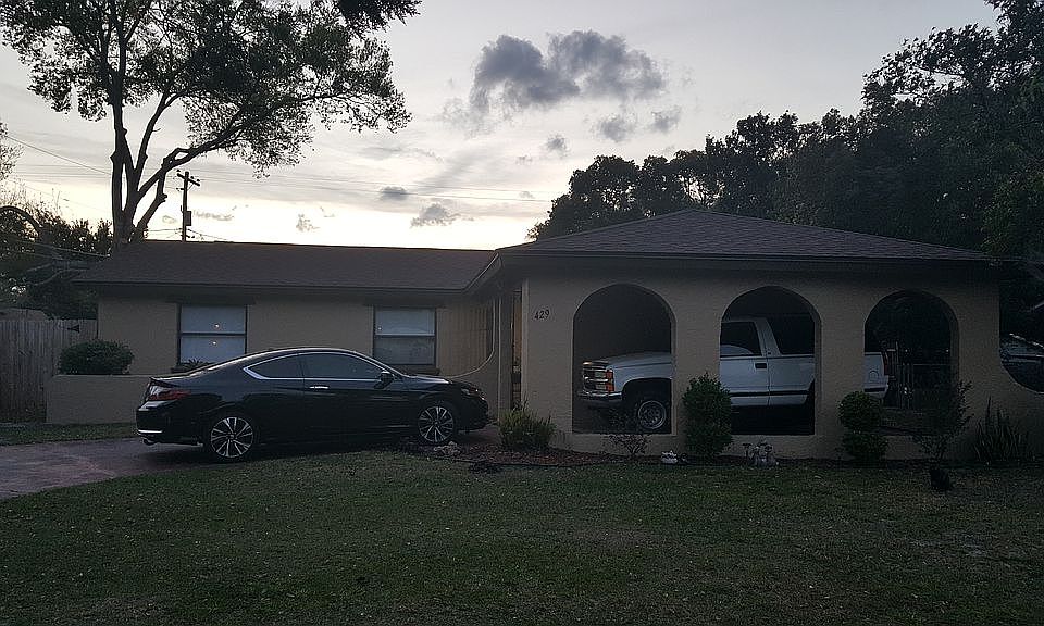 1st image of 429 Elm Dr