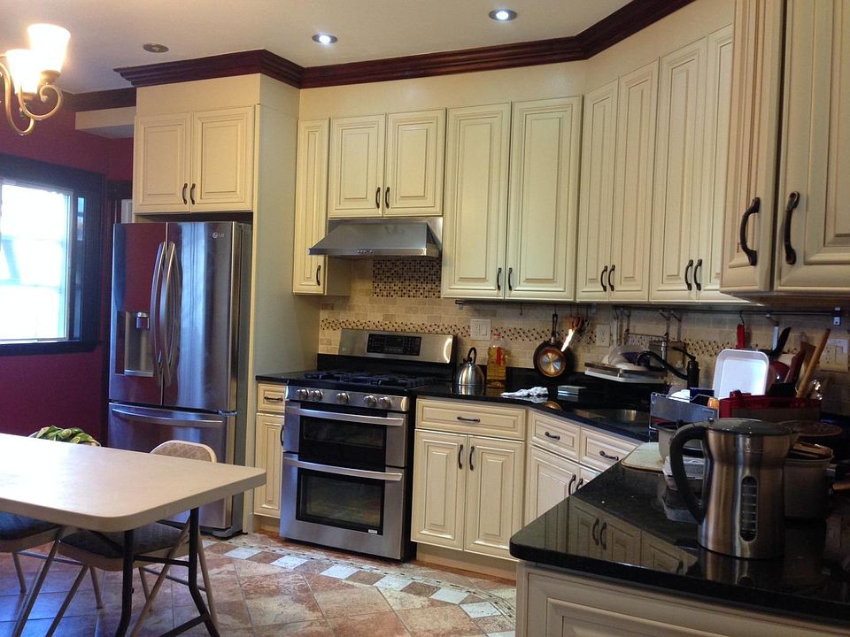 2nd image of 9 Francis St #1M