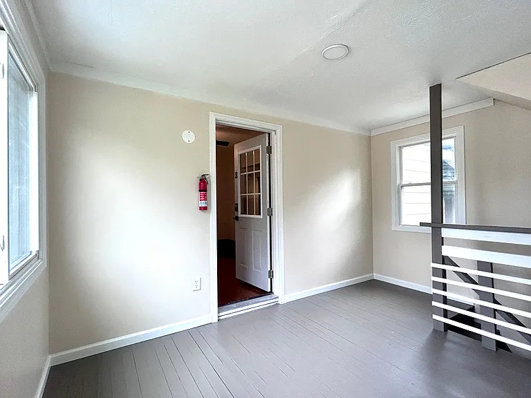 199 Beck Ave #2 — Photo 3