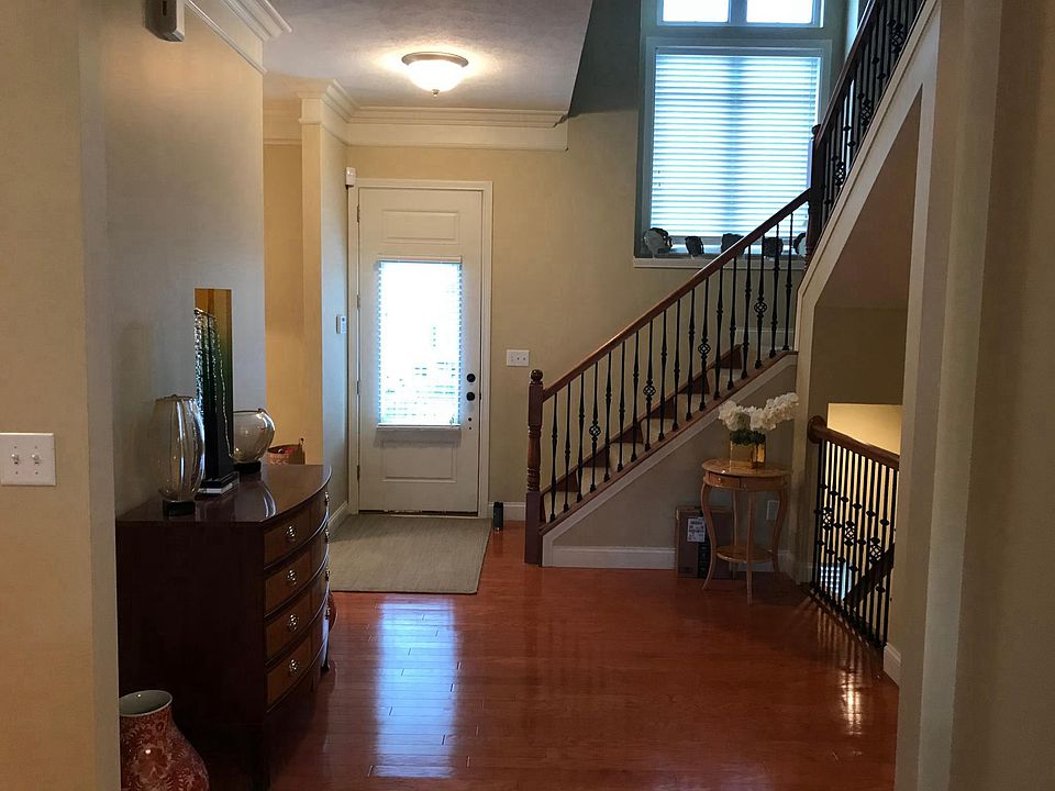 Foyer/Entrance