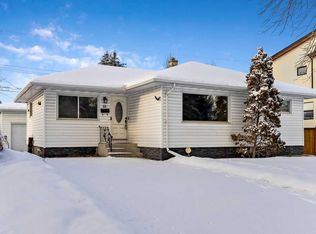 88 E Westminster Dr SW, Calgary, AB T3C 2T1