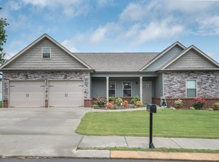 54 Franklin Cir, Fort Oglethorpe, GA 30742