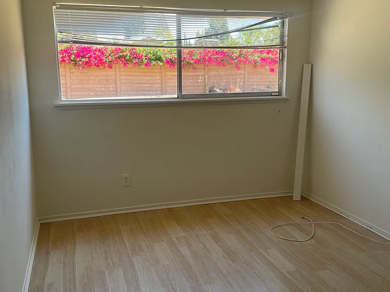 10036 Casaba Ave — Photo 8