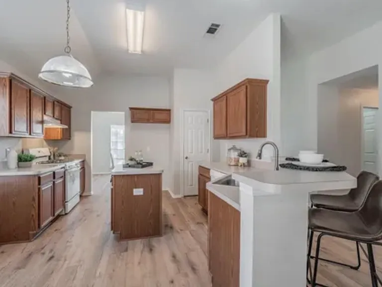 804 Fox Run Trl — Photo 10