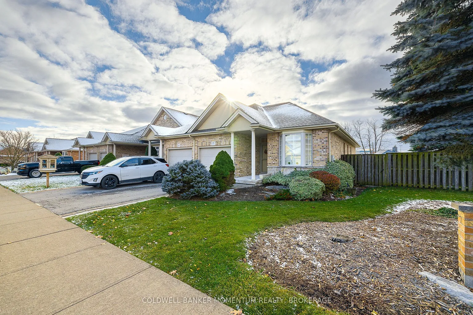 7 Willowlanding Ct photo 1