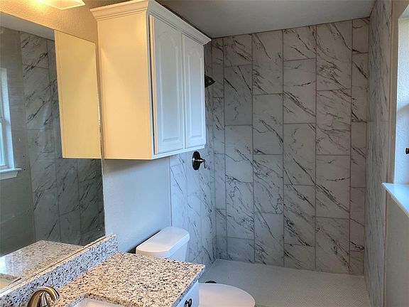 4th image of 8341 Odell St