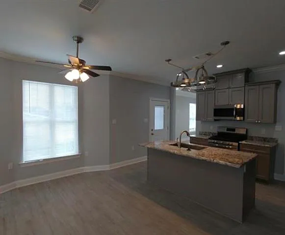 5909 Debore Dr — Photo 7