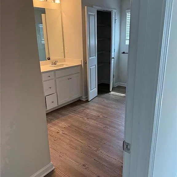 5223 Canberra Dr — Photo 28
