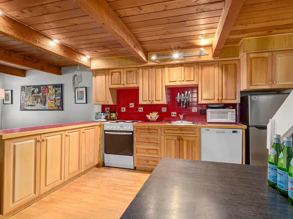 2301 Whistler Rd #18, Whistler, BC V8E 0A6
