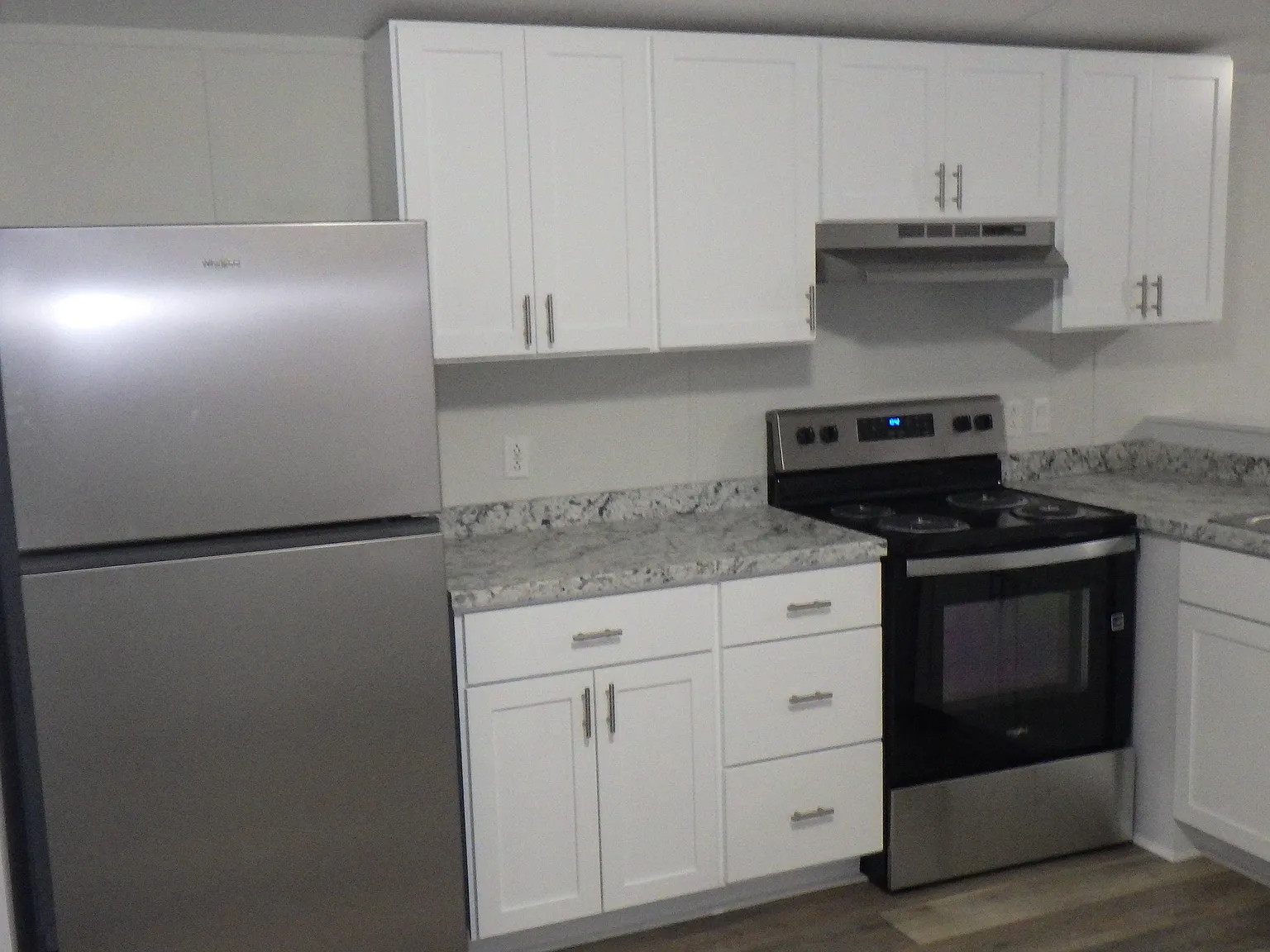 3 bed, 1050 sqft, $1,250 — Photo 4