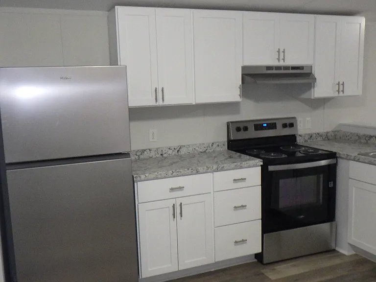 407 Martin Ct — Photo 4