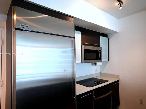 500 Brickell Ave APT 2904, Miami, FL 33131