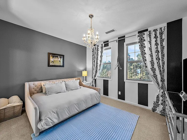 6258 Oxford Peak Ct — Photo 29
