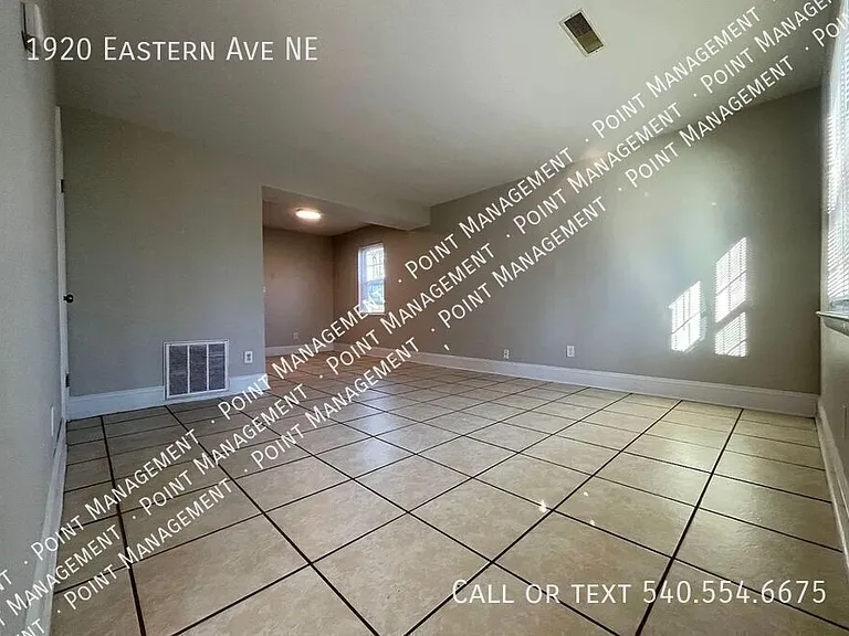 1920 Eastern Ave NE — Photo 4