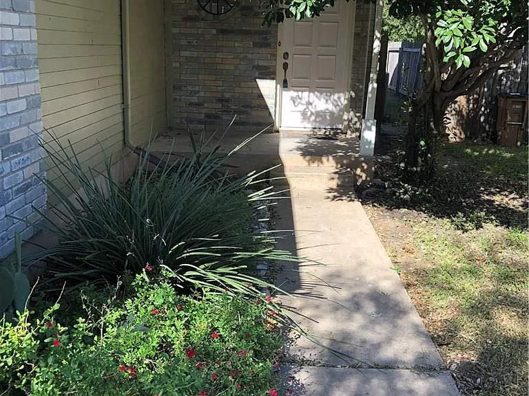 13359 Water Oak Ln #A — Photo 2
