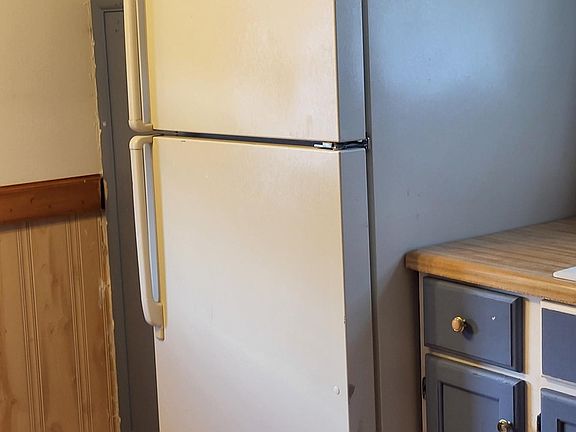 3rd image of 1747 Rose St #71