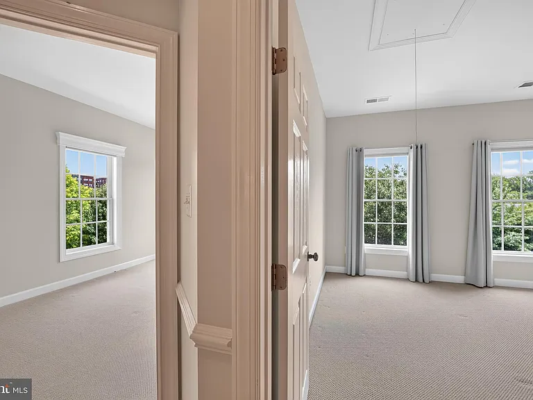 30 Sharpstead Ln — Photo 48