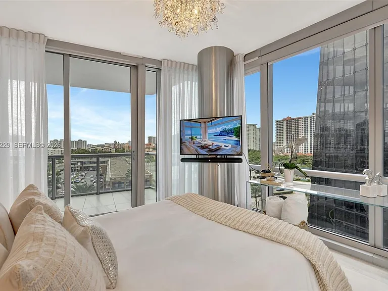 17121 Collins Ave #808 — Photo 31