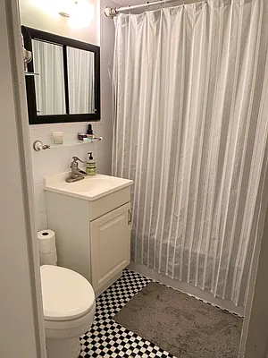 Rented by Keller Williams NYC | media 16