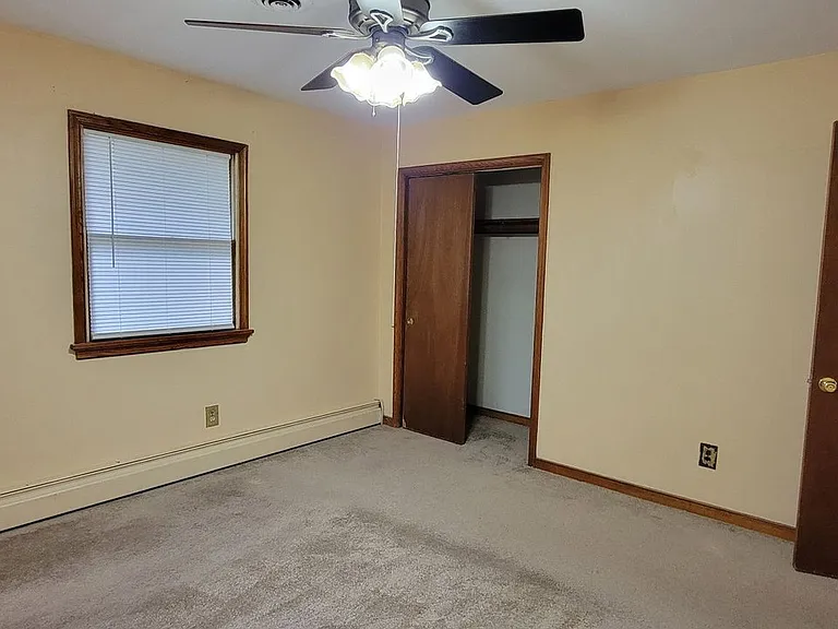 9608 Norfolk St — Photo 11