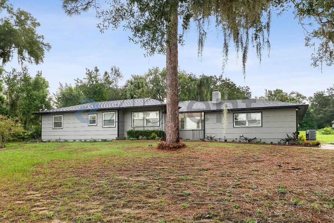 Mount Dora — Photo 4