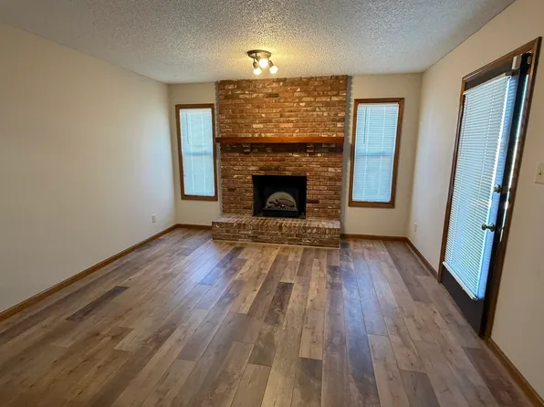 2001 SW Belle Ave #2, Topeka, KS 66604