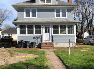27 Bay Shore Ave, Bay Shore, NY 11706