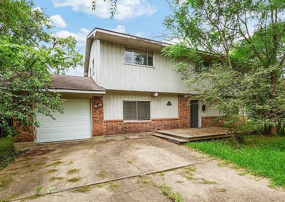 2nd image of 1106 Glade St