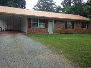 646 Torino Dr, Chatsworth, GA 30705