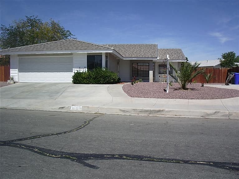 1st image of 15356 Juniper Ave