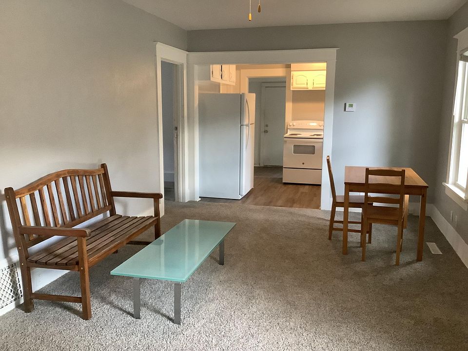 1st image of 1227 S 36th St