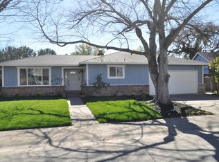 2360 Glen Ellen Cir, Sacramento, CA 95822
