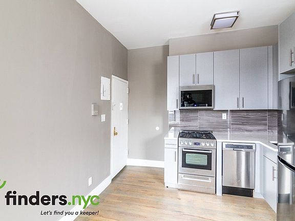 3rd image of 101 E 116th St APT 2D