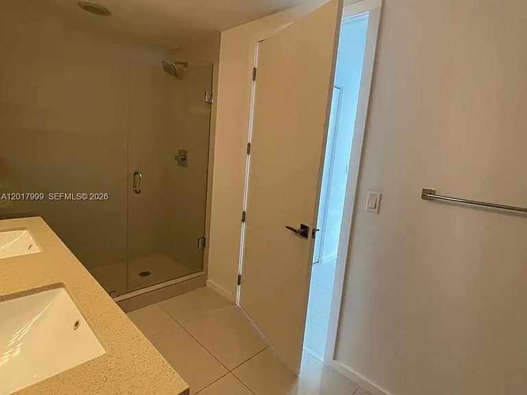 5300 Paseo Dr #604 — Photo 16