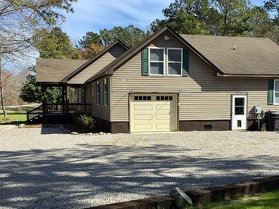 New garage door w/opener 