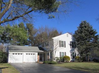 16 Parker Rd, Plainsboro, NJ 08536