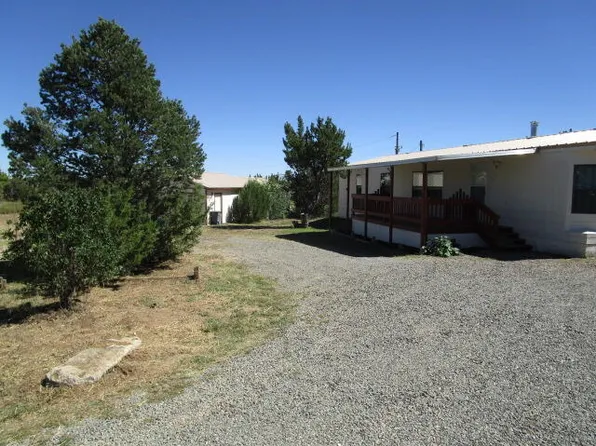6 Skyline Ct, Edgewood, NM 87015