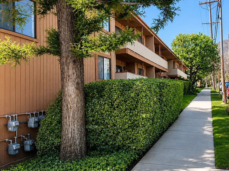 Glenhill Apartments — Photo 3