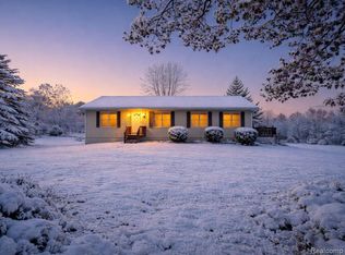 4599 Wheeler Rd, Fowlerville, MI 48836