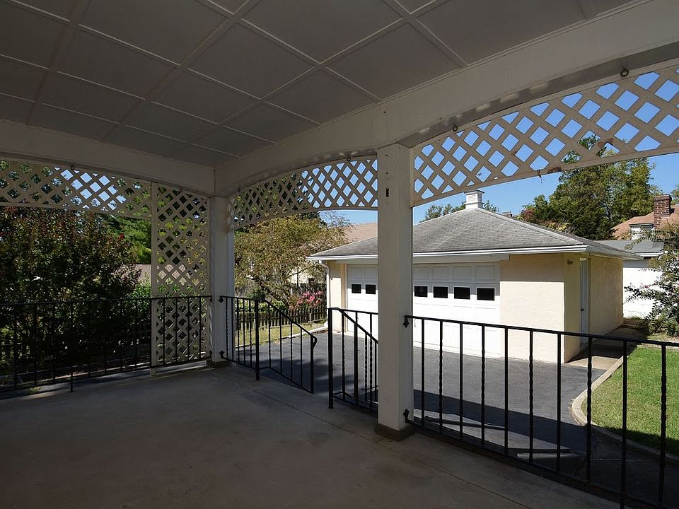 2nd image of 11B Grove Ave