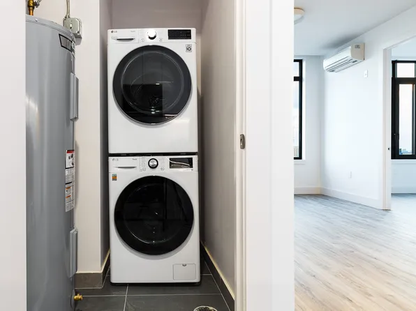 584 Fourth Avenue image 8 of 21