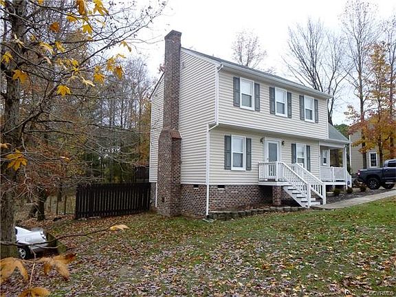 2nd image of 1056 Telegraph Station Ln