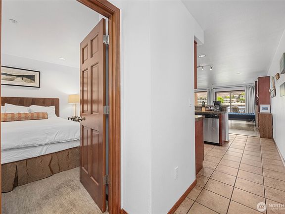2nd image of 322 W Woodin Avenue #615