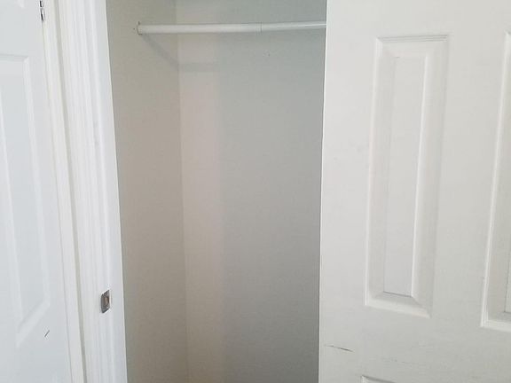 4th image of 122-01 172nd St