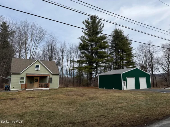 25 Grand Ave, Pittsfield, MA 01201