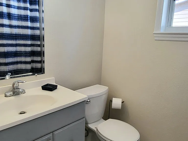 901 N Palm Dr SW — Photo 18