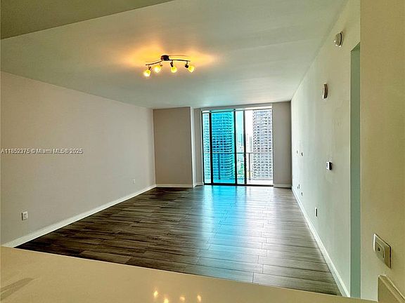3rd image of 1100 S Miami Ave #3708